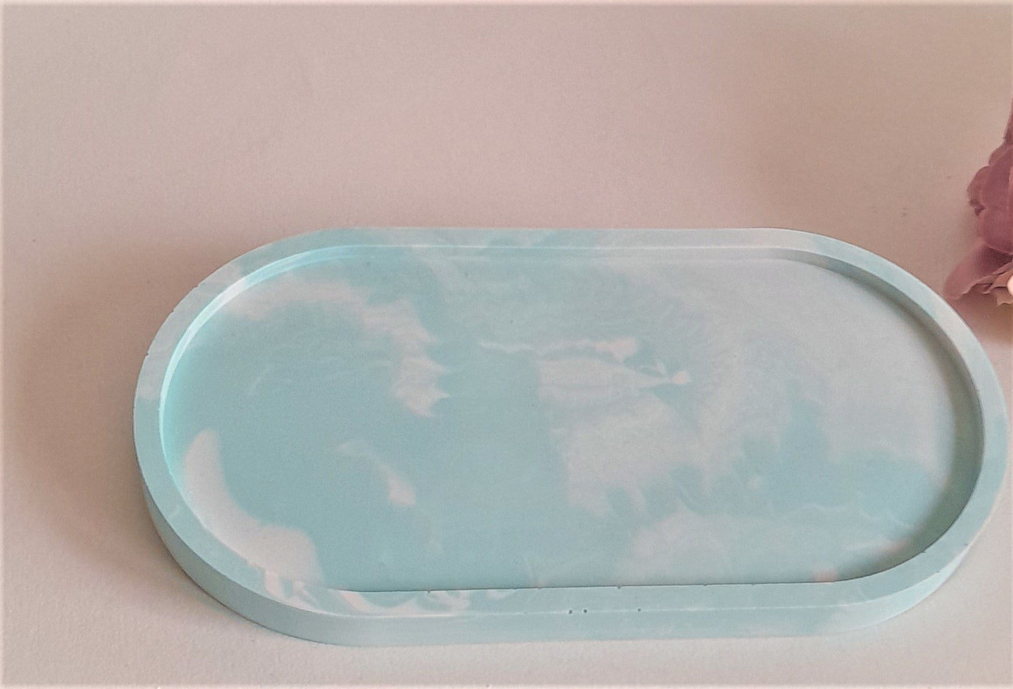 Light Sage & White Oval Tray