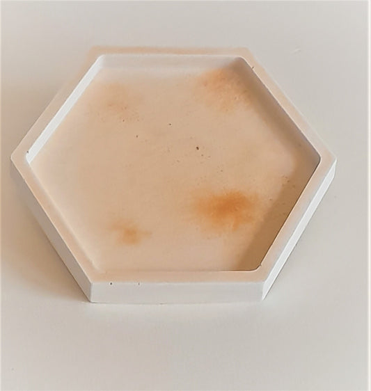 Hexagonal shape Large Cream & Gold coaster